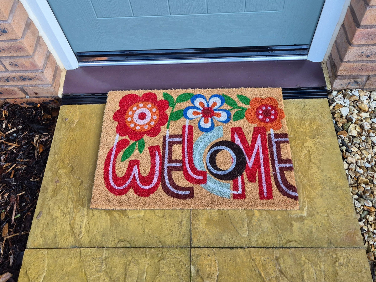 Doormat 60cm x 40cm - 'Welcome' (Flowers) - Absorbent Coir Mat for Indoor/Outdoor