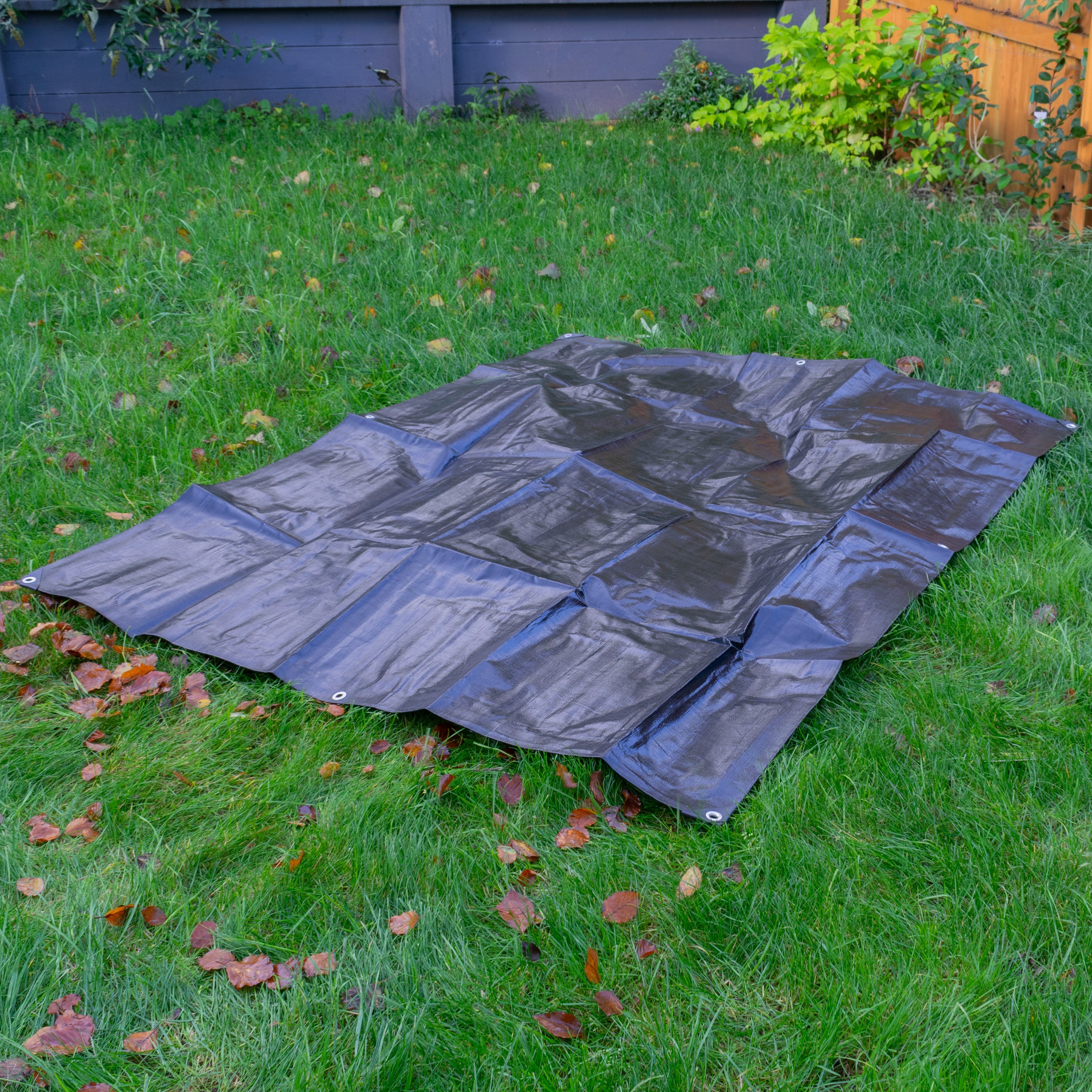 Black/Silver L-Grade Tarpaulin 3m x 3m