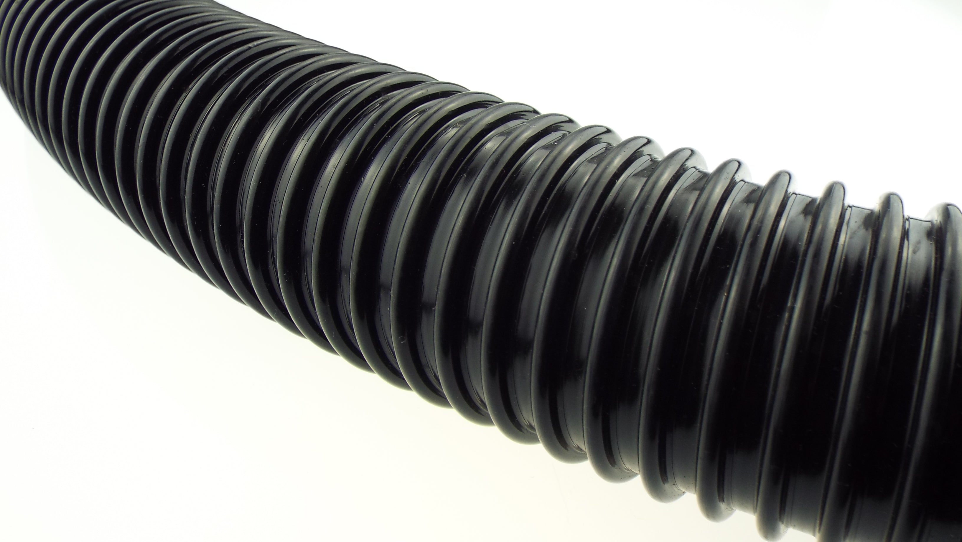 Corrugated Pipe 1.25" (32mm) with 2 x Double Wire Clips Set